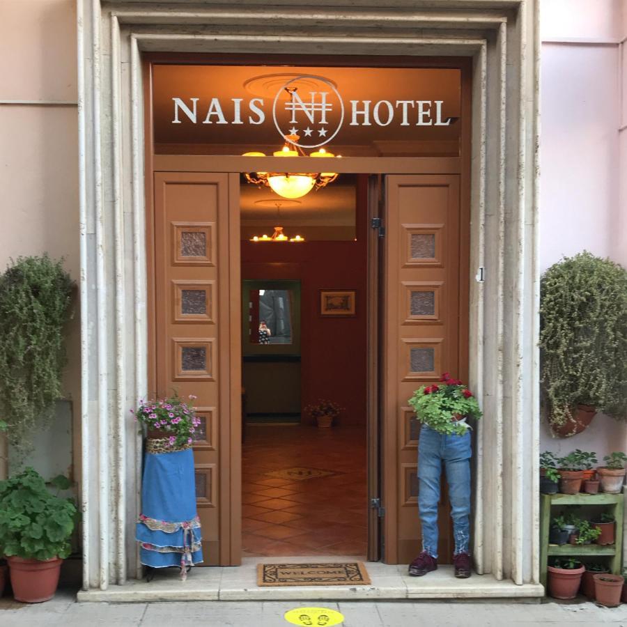 Hotel Nais Durres Exterior photo
